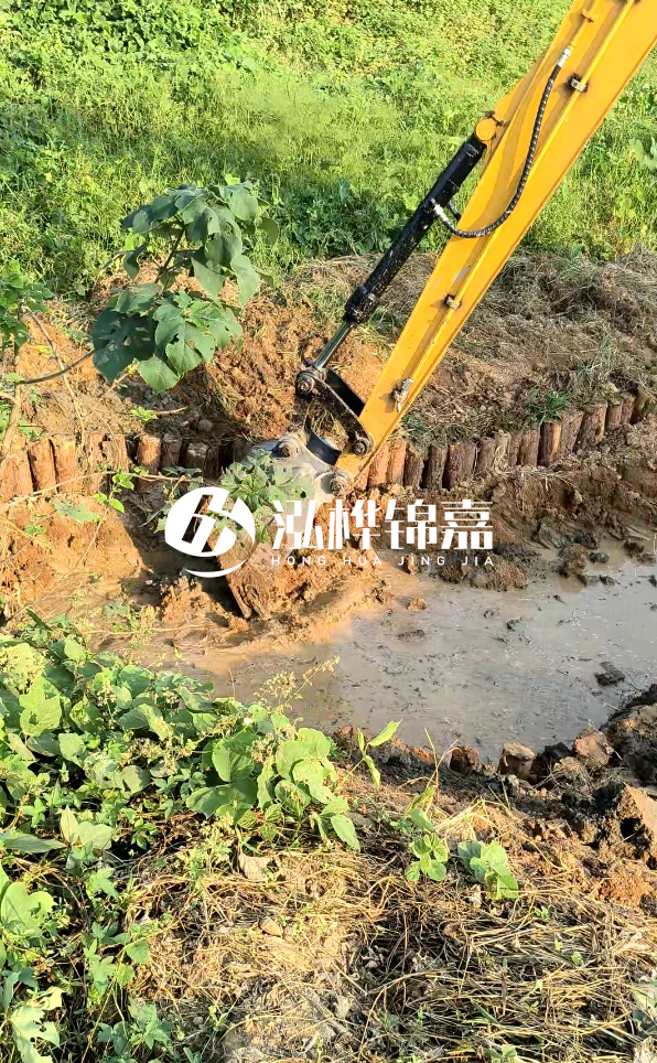 德州河道清淤專業(yè)施工-打完松木樁后為何需要立即清理淤泥？