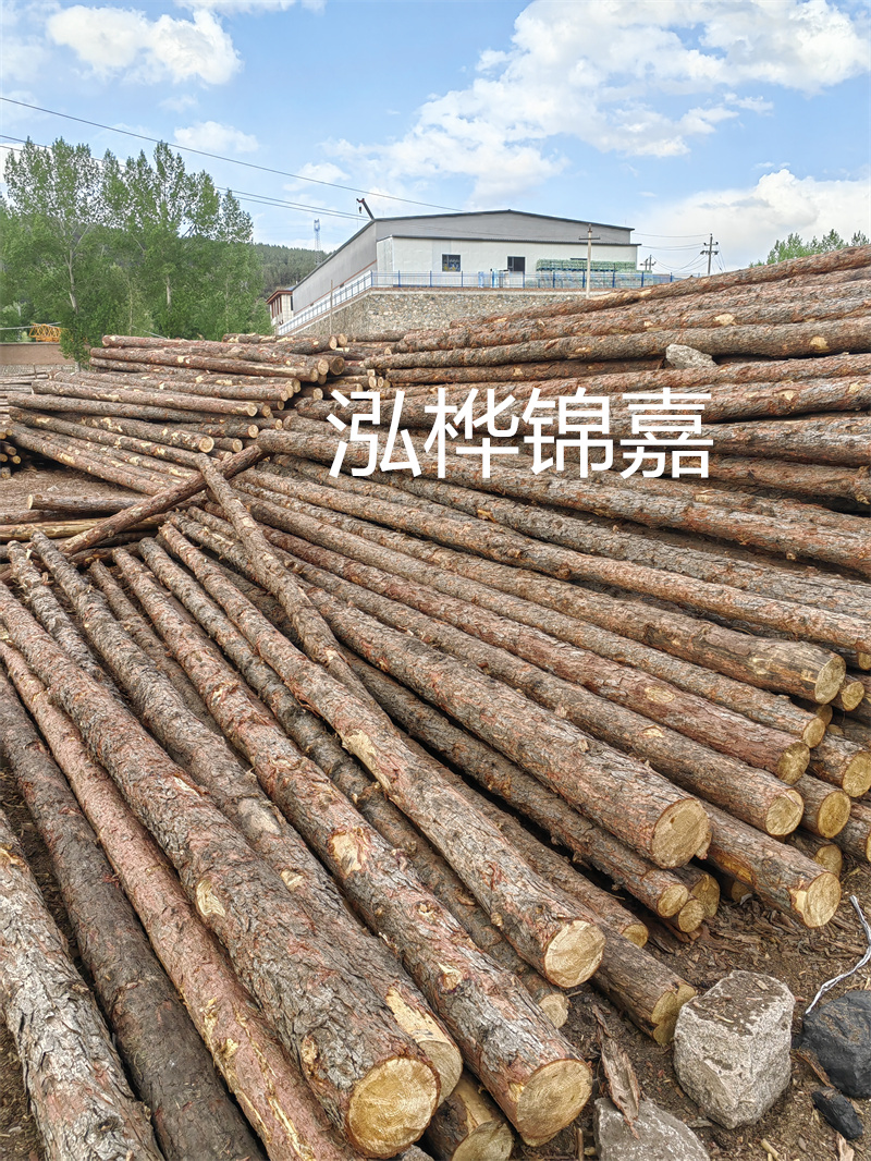 松木樁防腐施工圖片-保護環(huán)境，延長使用壽命